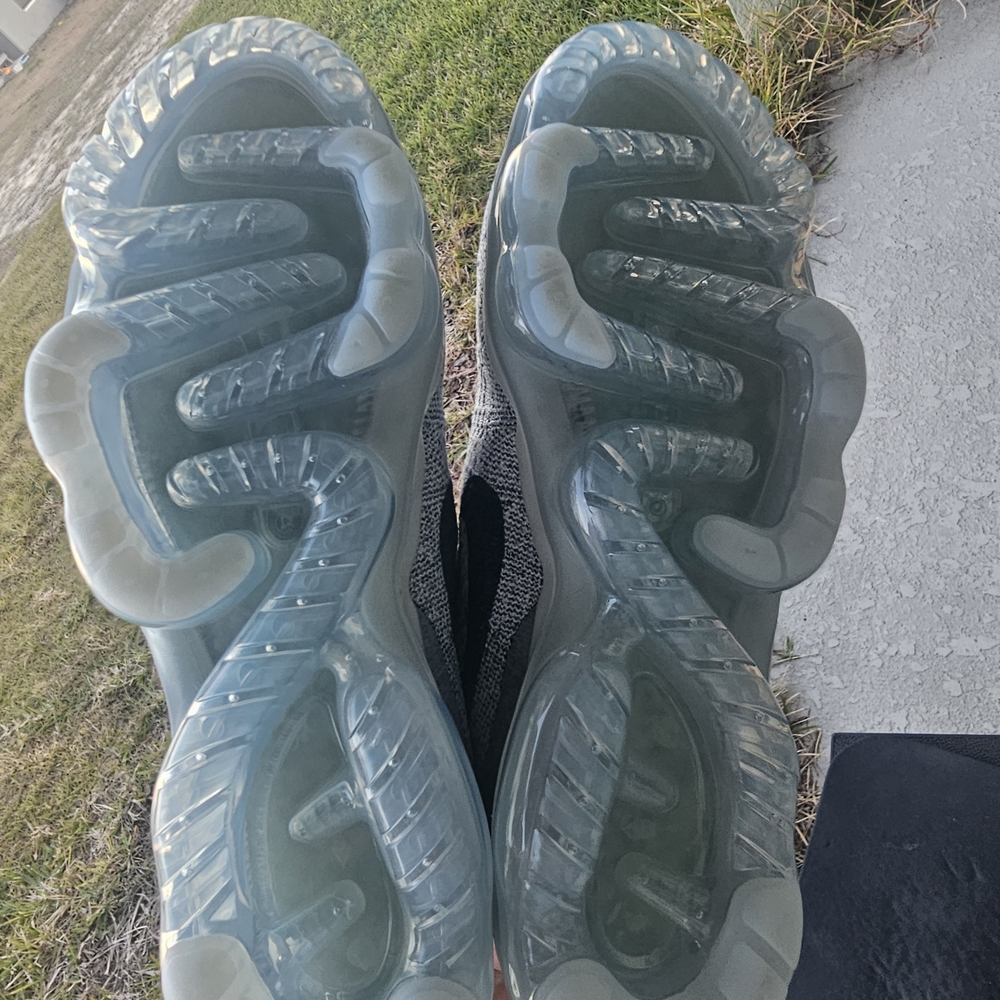 Size 10.5 - Nike Air VaporMax 2023 Flyknit Pure Platinum Court Blue (No Box) - Picture 7 of 10